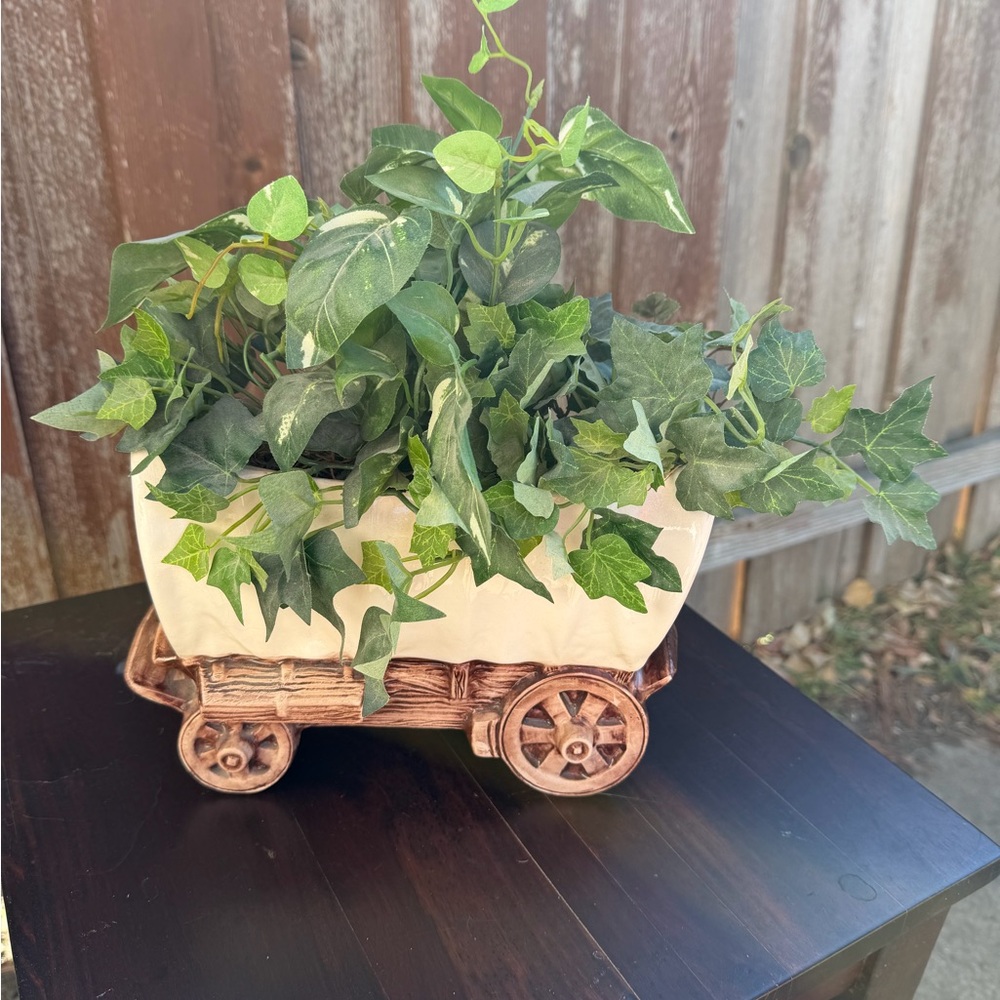 Oklahoma Ceramic Sooner Schooner Planter